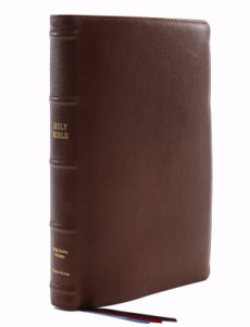 0785231269 | KJV Giant Print Reference Bible Center Column