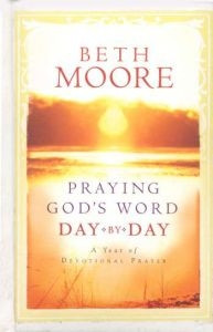 0805444203 | Praying God's Word Day by Day