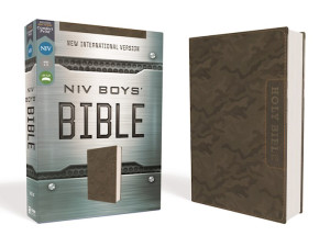 031045509X | NIV Boys Bible (Comfort Print) Brown Camo Leathersoft